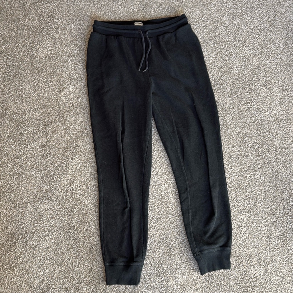 Black Sunday Best (Aritzia) Sweats, Size M